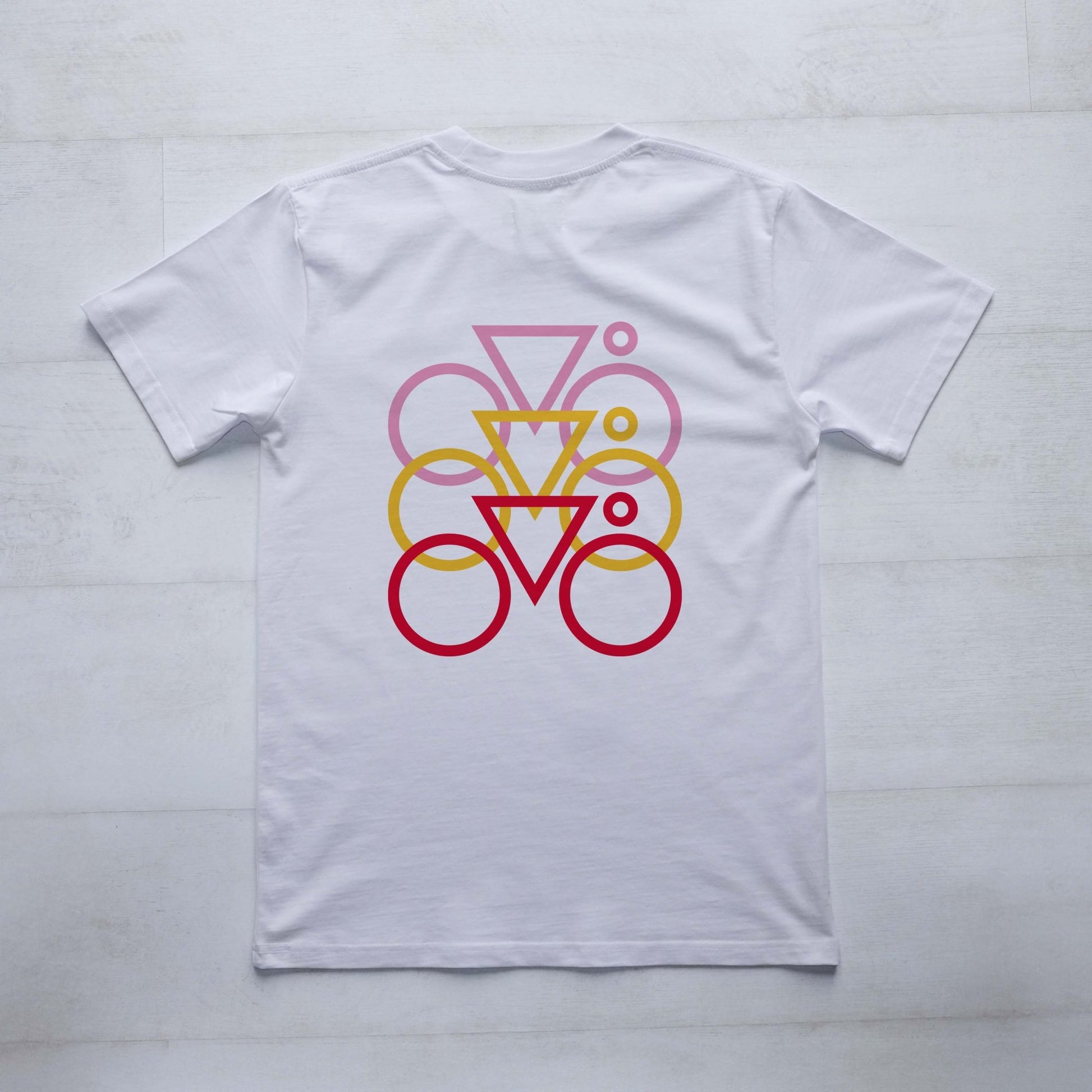 Back of white t-shirt large back print with 3 staggered bikes in colours of the leaders jerseys from the 3 grand tours. #bike #uptheroad